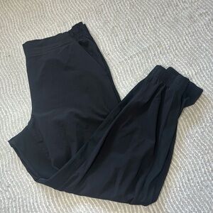 Black Athleta Joggers Size 16 Women’s Athleisure Comfortable Athletic Pants